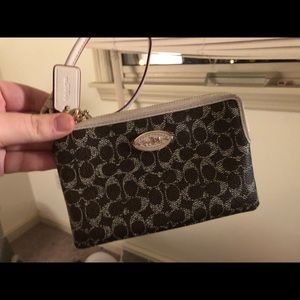 NWOT coach wristlet